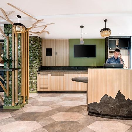 Ibis Styles Annecy Centre Gare Hotell Eksteriør bilde